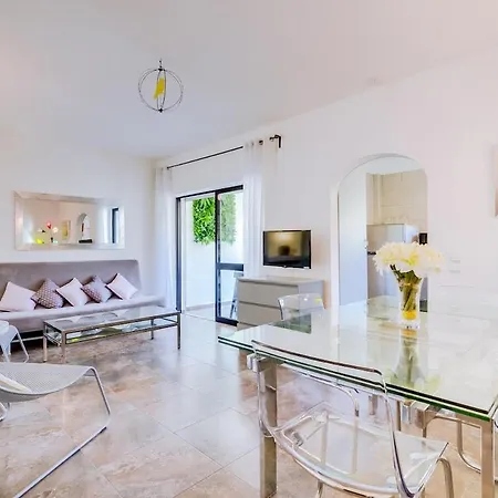 Apartment Superbe With Pool